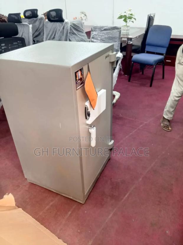 Money Safe for Office · Photo 1