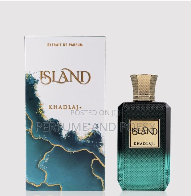 Island Khadlaj Perfume · Photo 1