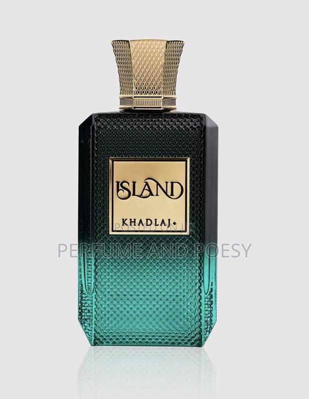 Island Khadlaj Perfume · Photo 2