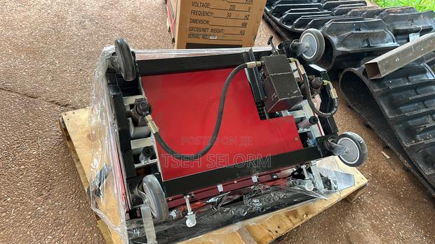 Vertical Wall Plastering Machine · Photo 1
