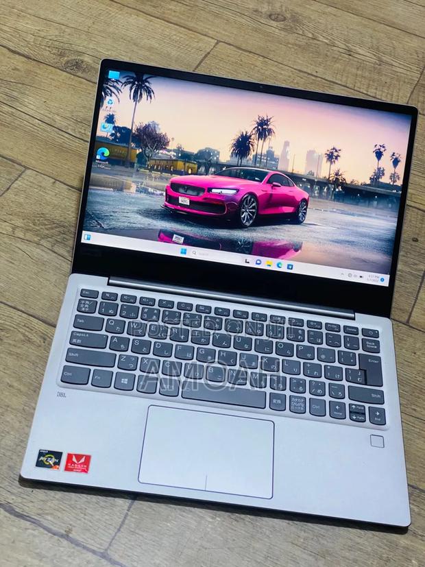 Laptop Lenovo IdeaPad 720S 8GB AMD Ryzen 7 SSD 512GB · Photo 1