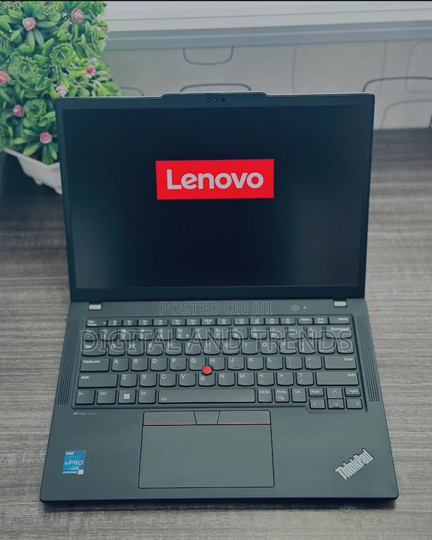 New Laptop Lenovo ThinkPad E14 Gen 5 16GB Intel Core i5 SSD 512GB · Photo 2