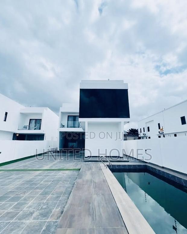 Furnished 5bdrm House in East Legon for sale · Photo 1