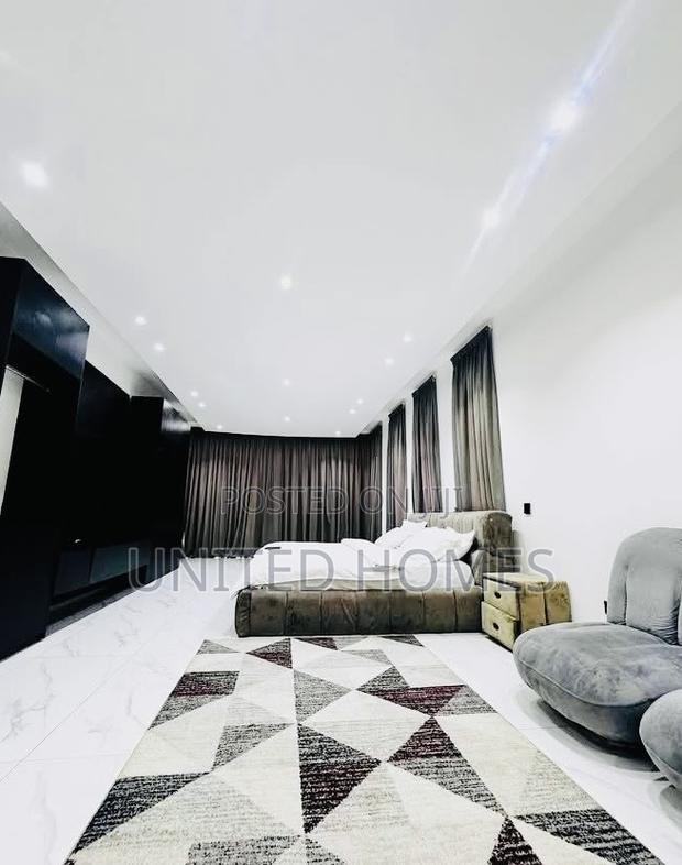 Furnished 5bdrm House in East Legon for sale · Photo 6