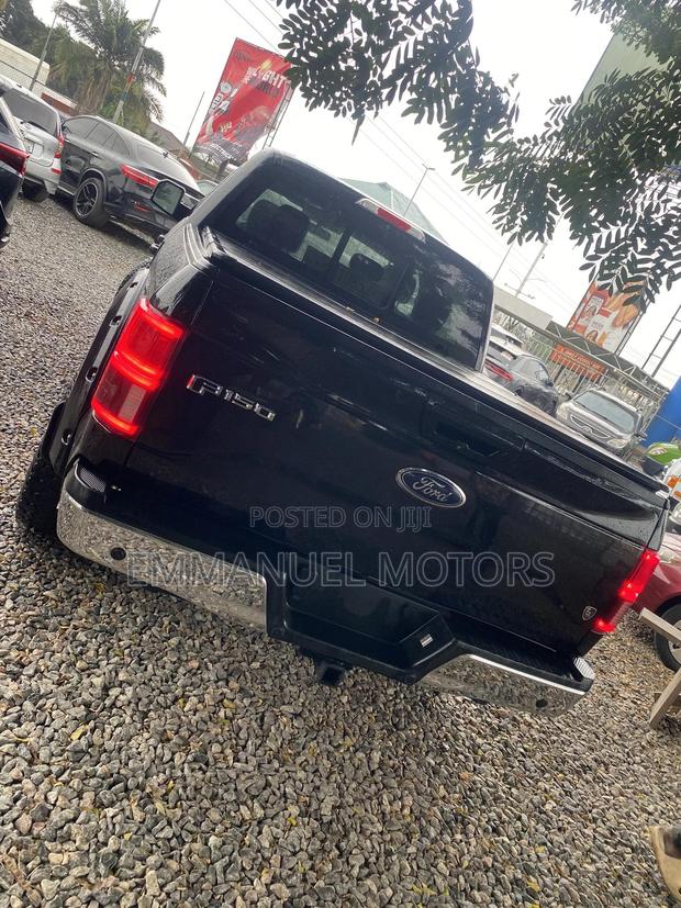 Ford F-150 2019 Black · Photo 3