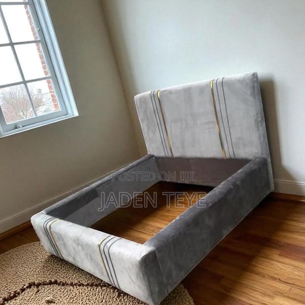 Brand New Bed Frame · Photo 2