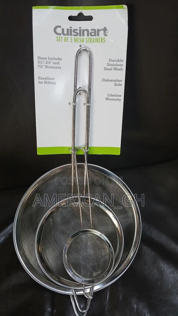 Cuisinart Set of 3 Mesh Strainers · Photo 1
