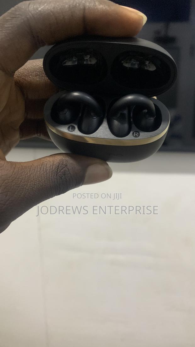 Oraimo Opensnap Clip-on True Wireless Headphones · Photo 5