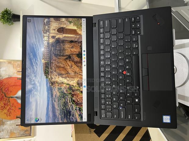 New Laptop Lenovo ThinkPad X1 Carbon 16GB Intel Core I7 SSD 512GB · Photo 3