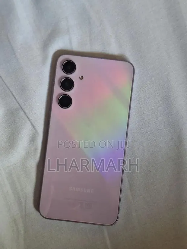 Samsung Galaxy A35 128 GB Pink · Photo 1