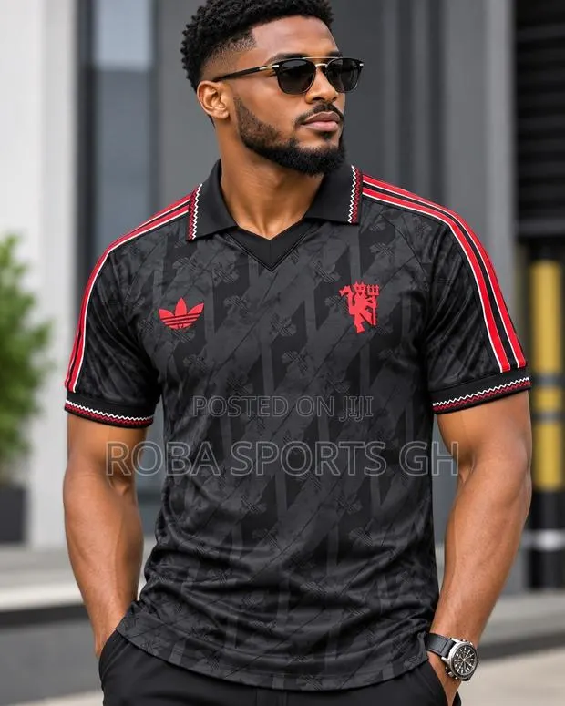 Manchester United LFSTLR Jersey · Photo 1