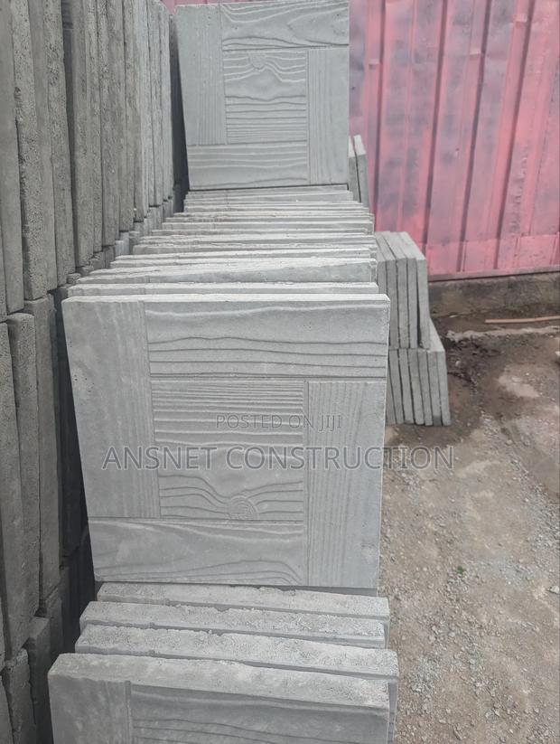 Compound Tiles for Offices · Photo 1