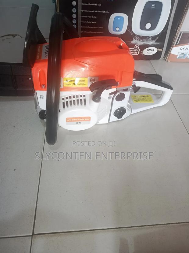 Portable Chainsaw Machine · Photo 3