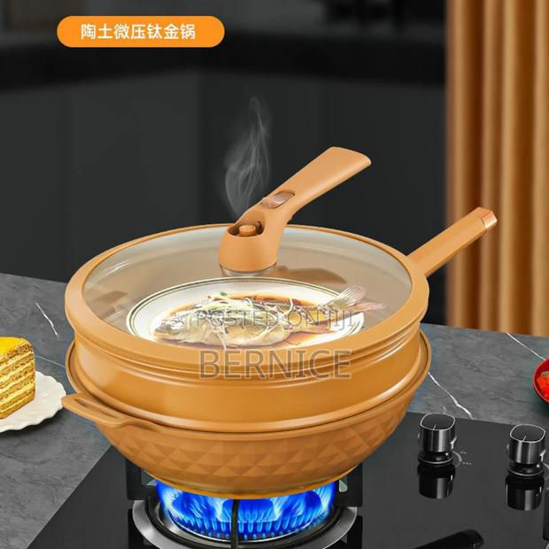 **Multi-Purpose Cooking Pot With Steamer Glass Lid · Photo 4