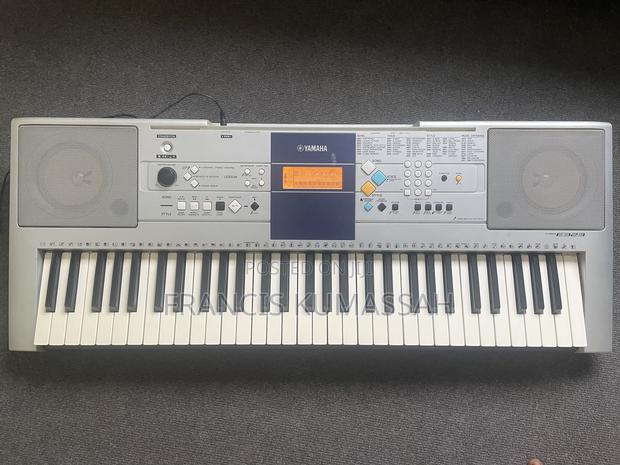 Yamaha PSR E323 · Photo 5
