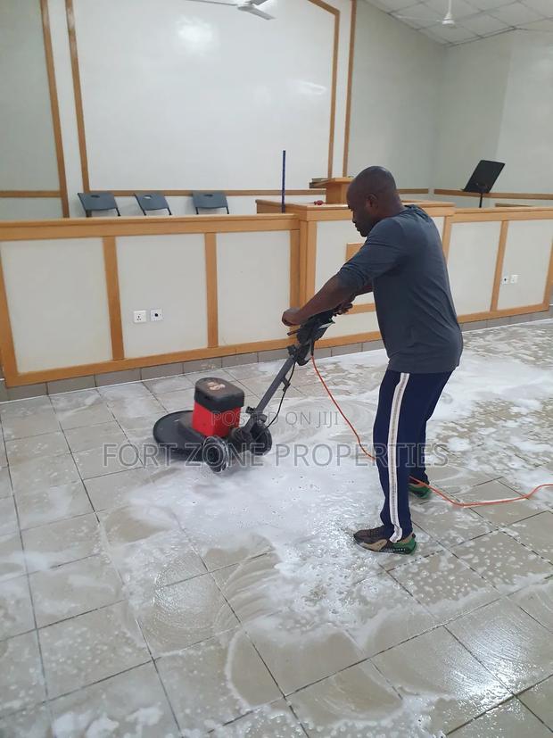 All Apartments,Houses,Offices,Auditoriums in Kumasi · Photo 1