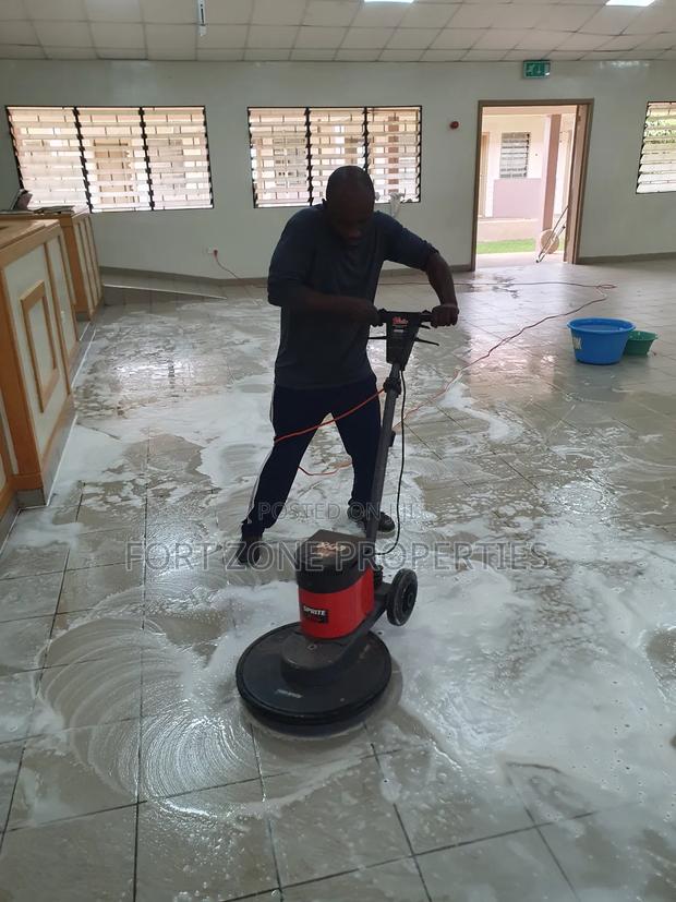 All Apartments,Houses,Offices,Auditoriums in Kumasi · Photo 3