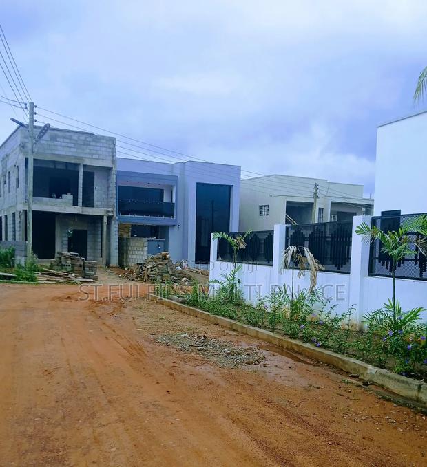 4bdrm House in Agbogba Old, North Legon for sale · Photo 2