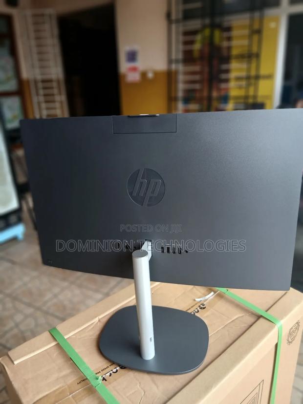 New HP ProOne 240 G10 All-in-One 8GB Intel Core i3 SSD 512GB · Photo 5