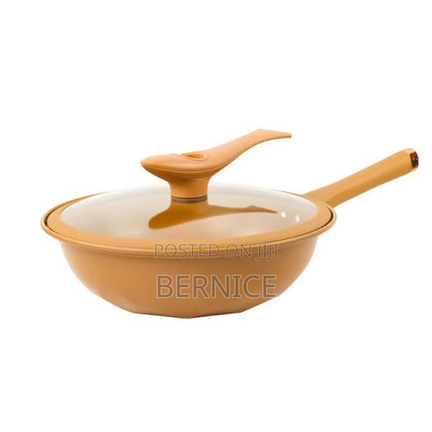 **Premium Non-Stick Frying Pan With Lid** · Photo 3