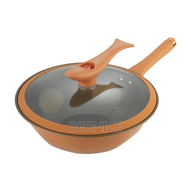 **Premium Non-Stick Frying Pan With Lid** · Photo 4