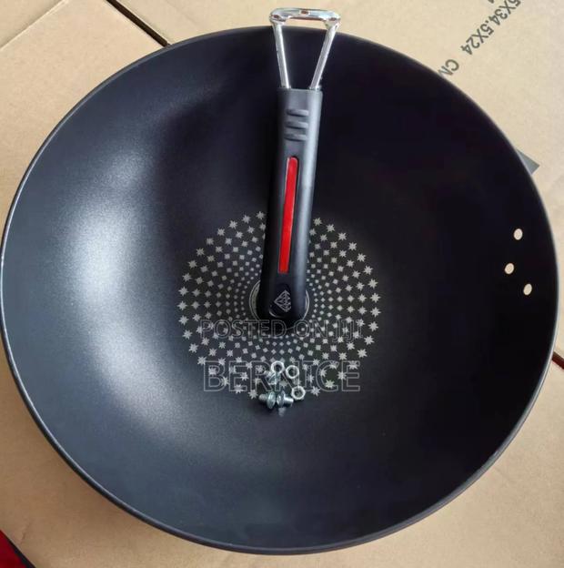 **Premium Non-Stick Frying Pan With Glass Lid** · Photo 5