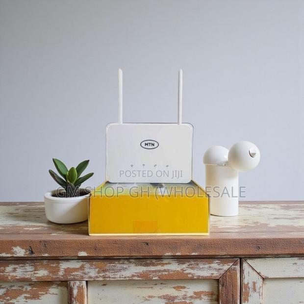 MTN Universal Broadband 4g Router +Backup Battery (55654) · Photo 1