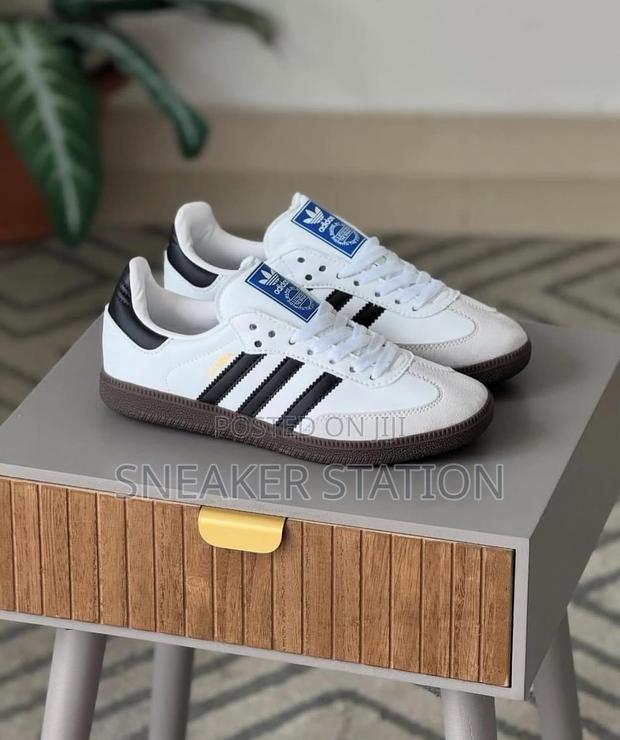 Adidas Samba White/Black Sneaker · Photo 2