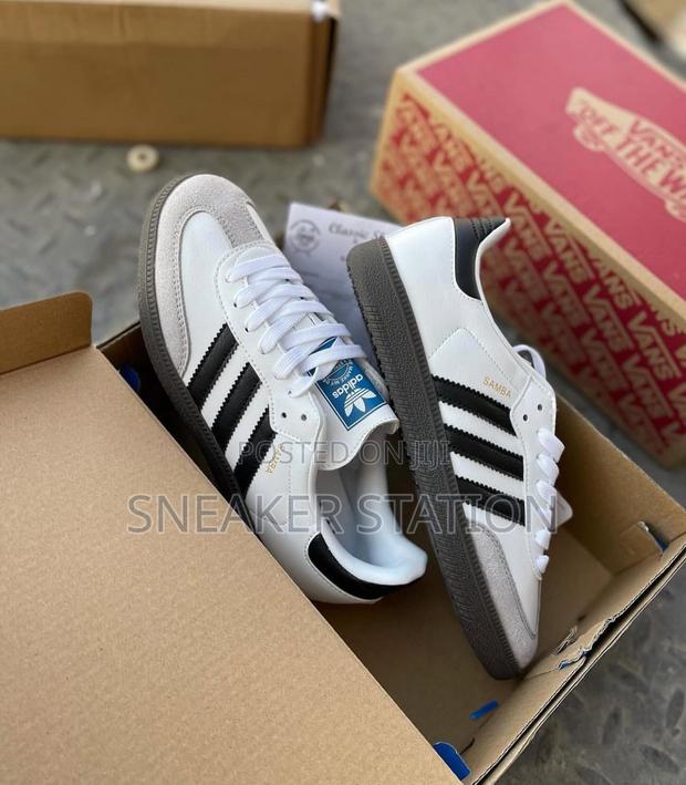 Adidas Samba White/Black Sneaker · Photo 3