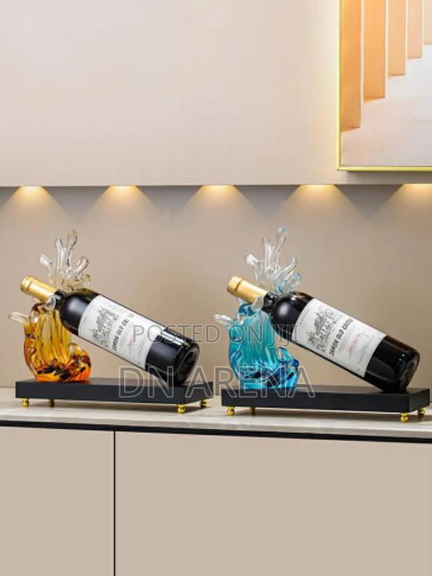 Abstract Art Style Wine Rack · Photo 1