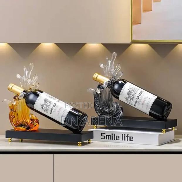 Abstract Art Style Wine Rack · Photo 4