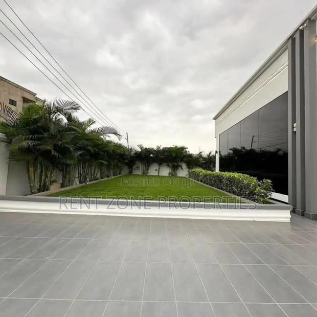 4bdrm Mansion in Rent Zone Properties, East Legon for sale · Photo 2