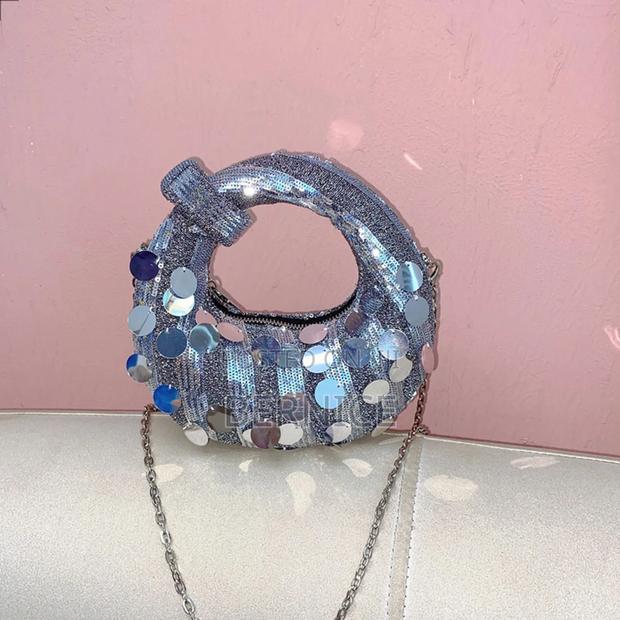Glittering Glam Handbag – Gold, Silver, Black Denim · Photo 3