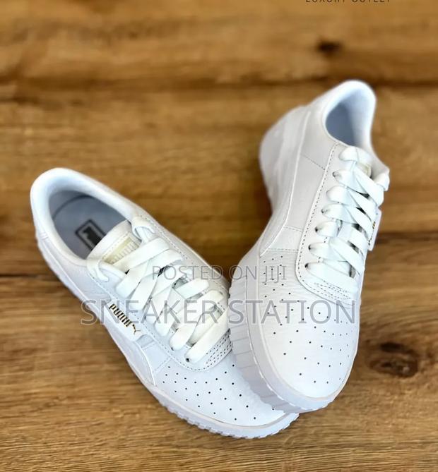Puma Cali Unisex All White · Photo 3