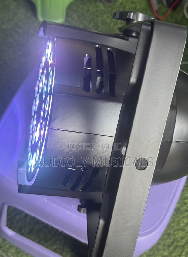Led 24 /Bulb Light · Photo 2
