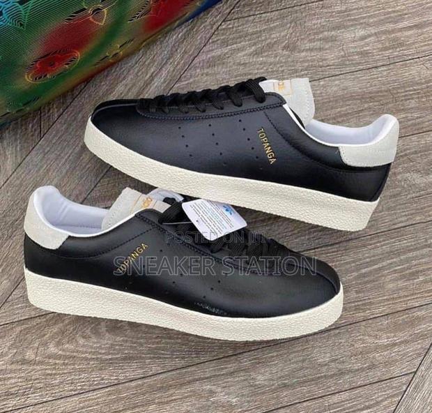 Adidas Topanga Black/White · Photo 1