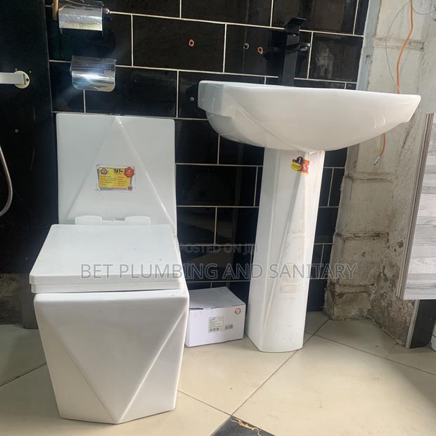 European Diamond_water Closet With Hand Wash Basin_complete_diamond Wc · Photo 1