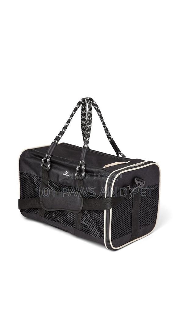 3 Peaks Pet Carrier · Photo 1