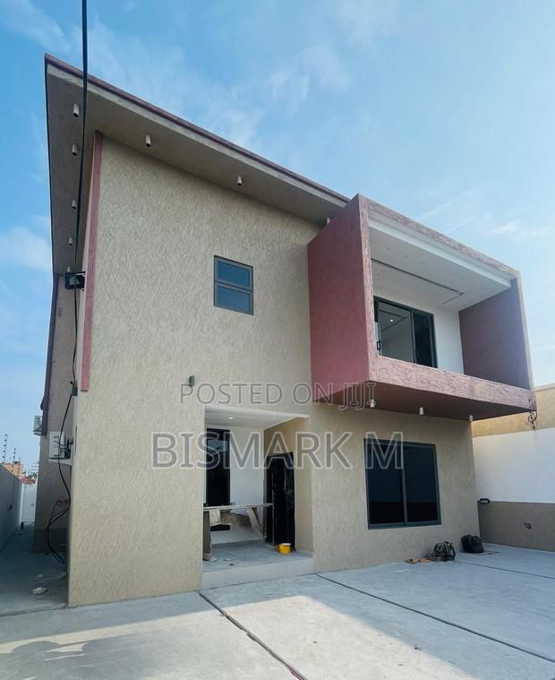 4bdrm House in Lakeside Estate, Ashaley Botwe for sale · Photo 2