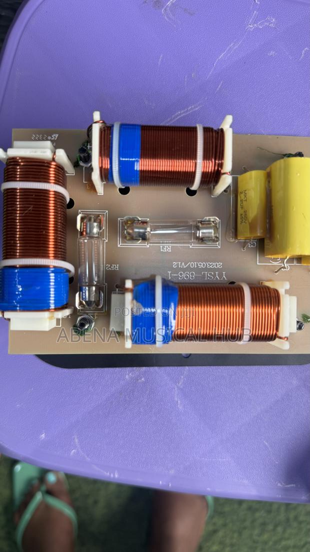 JLD - W 2 Three Way Speaker Crossover · Photo 3