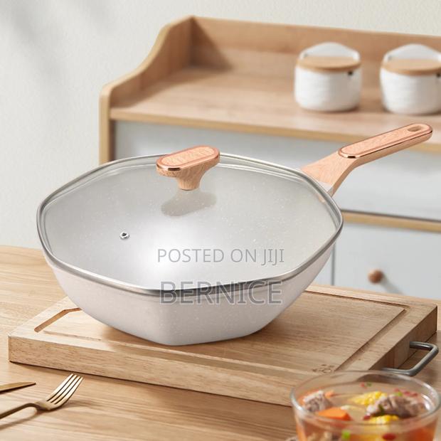 Premium 32cm Non-Stick Frying Pan With Glass Lid · Photo 3