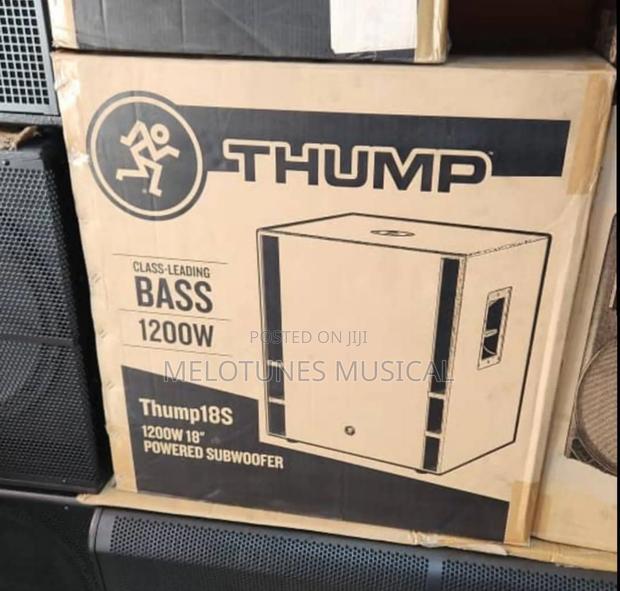 Mackie Thump 18 1200watt Active Pair of Bass Speakers · Photo 1