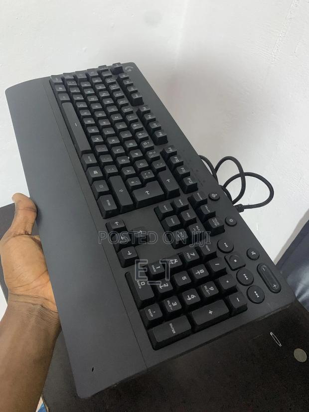 Logitech Gaming Keyboard G213 · Photo 1