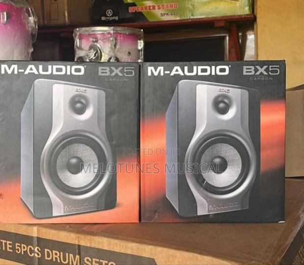 M-Audio Bx5 Carbon Studio Monitor. · Photo 1