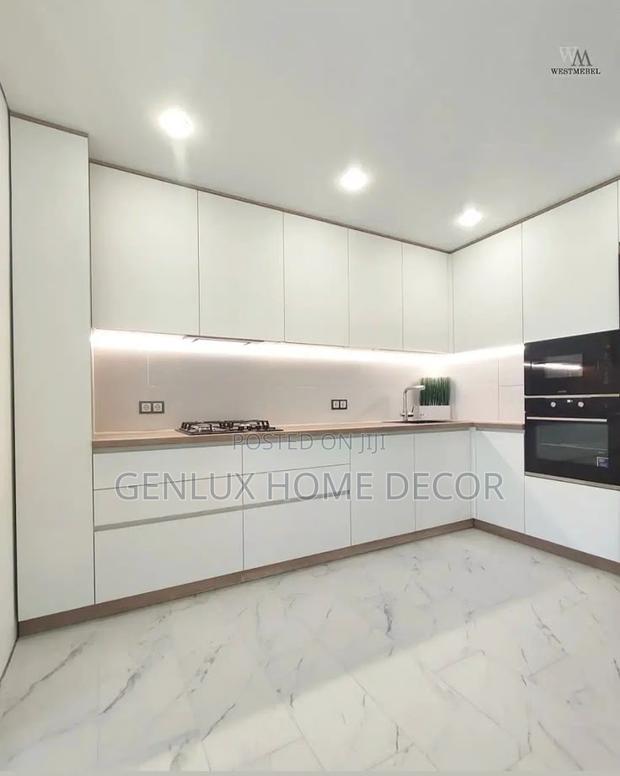High-Gloss Kitchen Cabinets