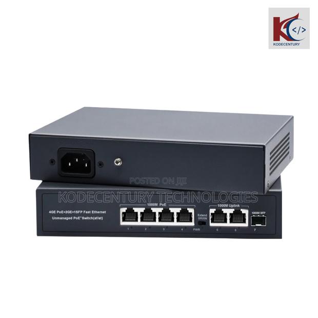 4 Port Gigabit Poe Switch · Photo 1