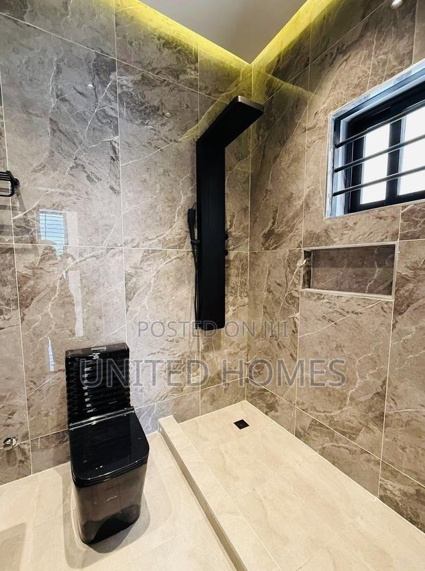 3bdrm House in Lake Side Estate for sale · Photo 4