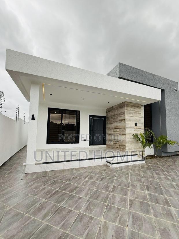 3bdrm House in Lake Side Estate for sale · Photo 3