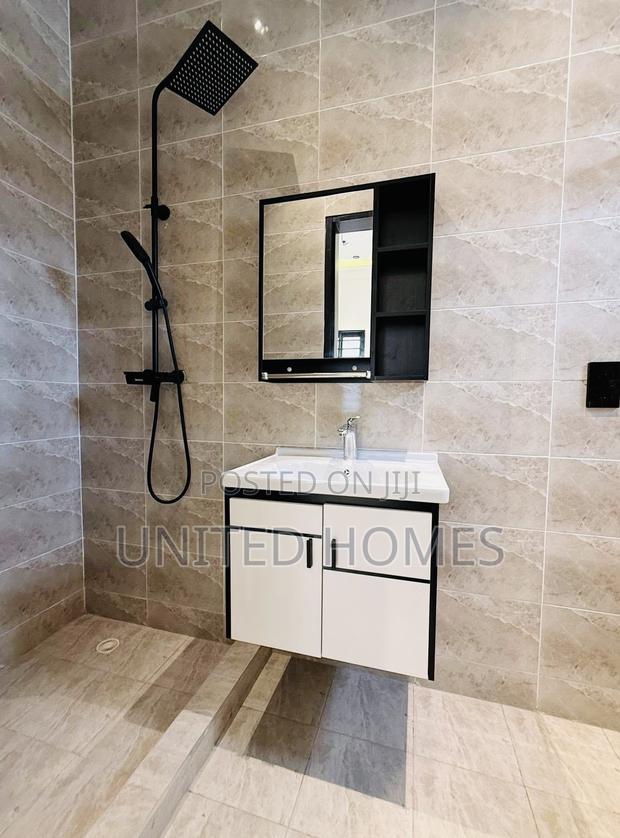 3bdrm House in Lake Side Estate for sale · Photo 6
