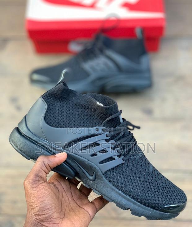 Original Nike Presto Triple Black · Photo 1